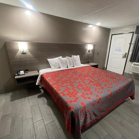 Simplestay Suites - Downtown Сан-Бернардино Экстерьер фото