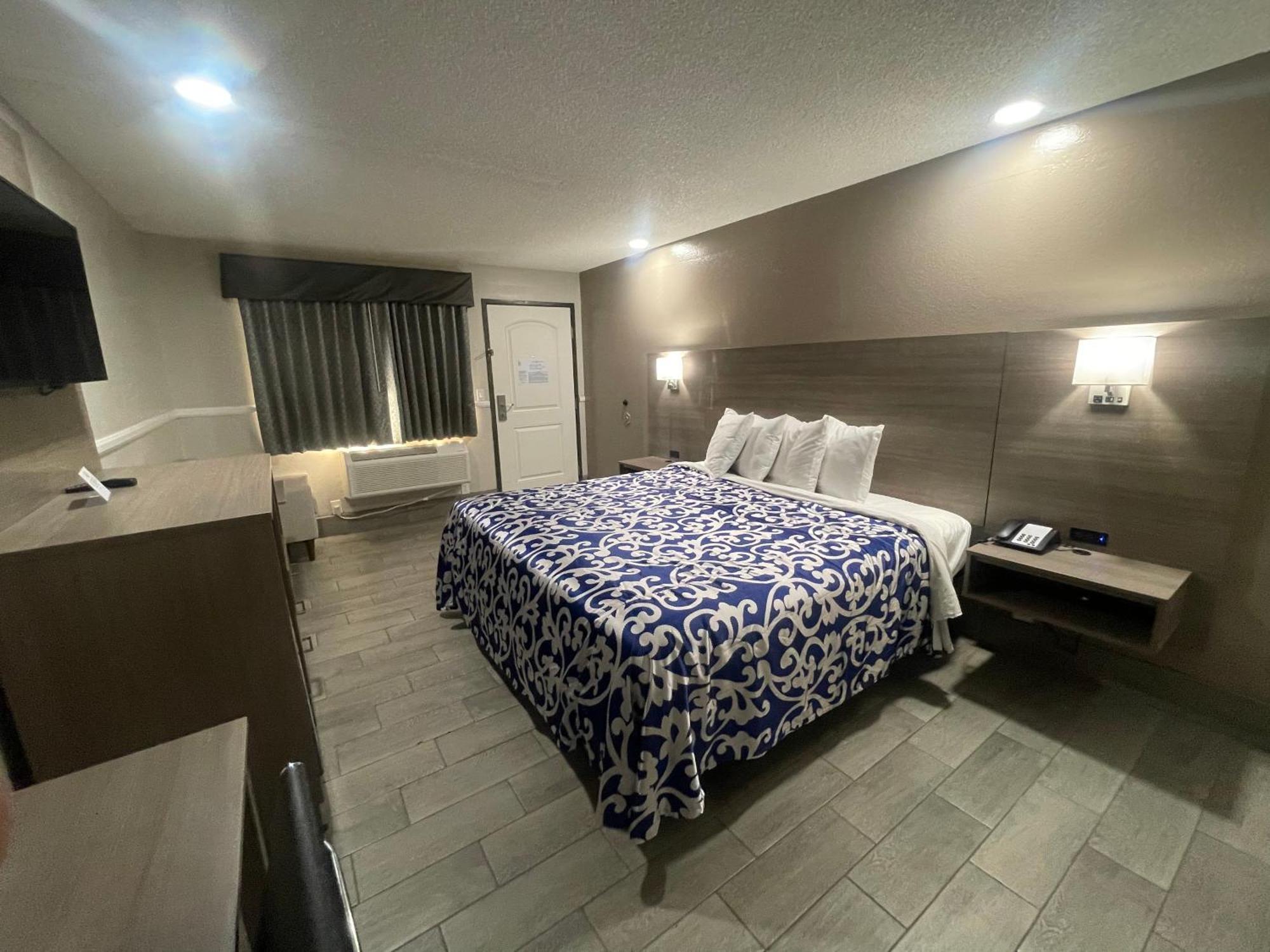 Simplestay Suites - Downtown Сан-Бернардино Экстерьер фото
